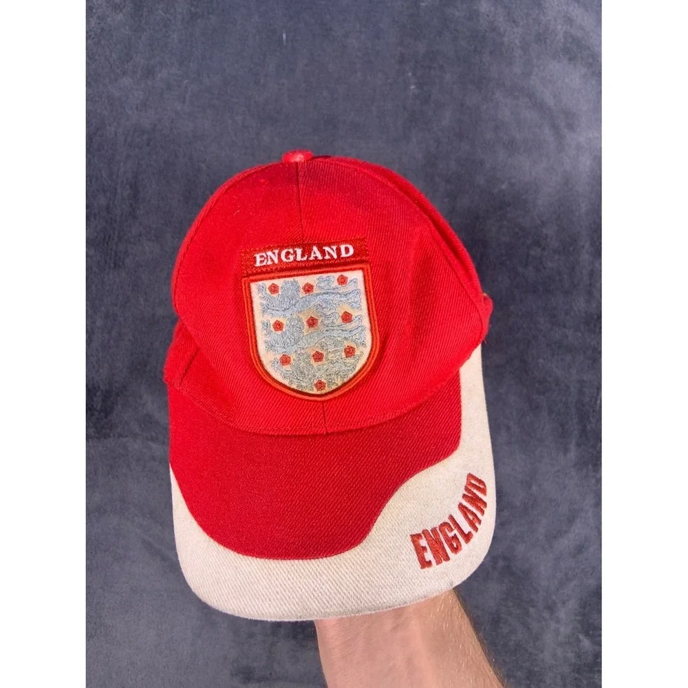 World Soccer Three Lions Crest Hat England‎ Football Cap Adjustable Red Cotton